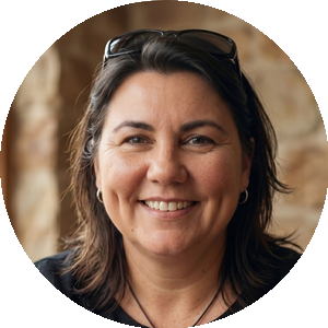 Portrait of Tina Meredith, founder of Property Development Insite, with 30 years of Australian property development experience.